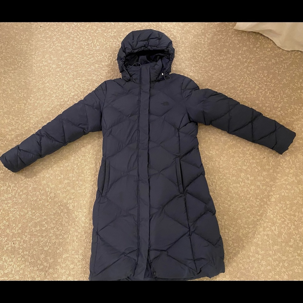 North Face women’s navy blue puffer parka